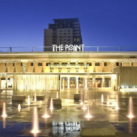 아파트 Stylish 3br Apartment, Fantastic Location In *