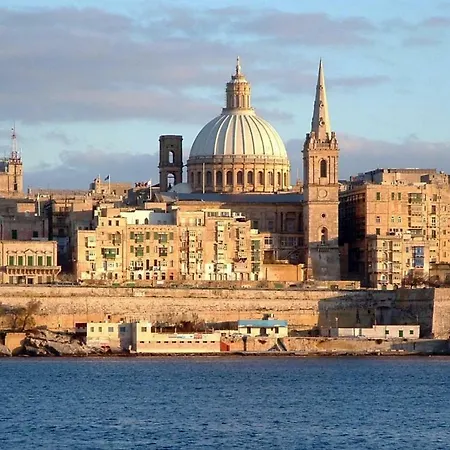 Lägenhet Stylish 3br Apartment, Fantastic Location In Sliema